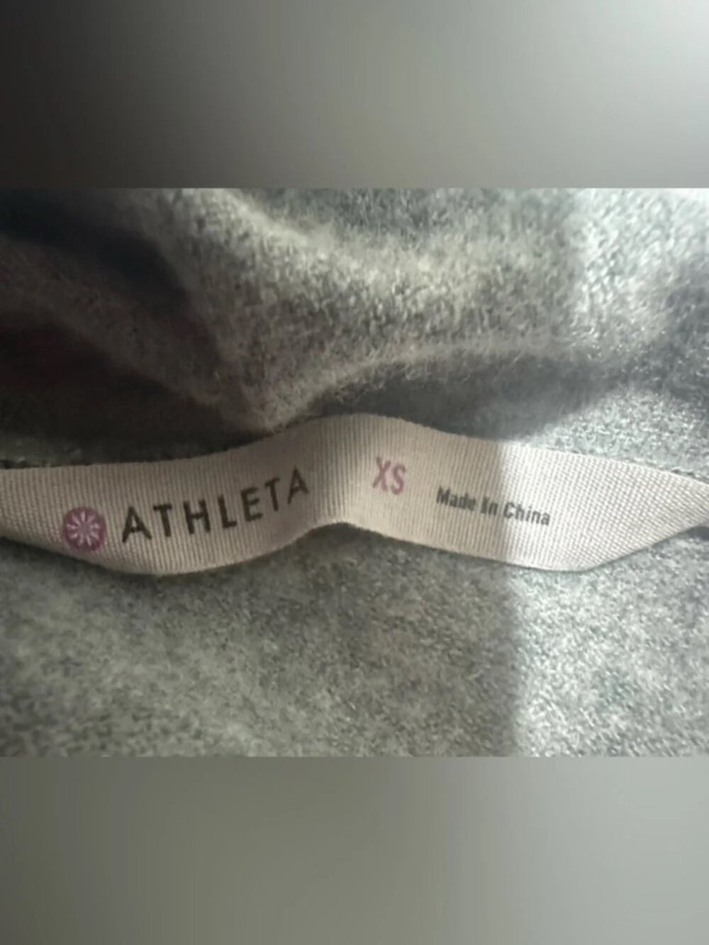 Athleta Drishti Gray Off-Shoulder Open-Back 100% Cashmere Sweater - Picture 5 of 8
